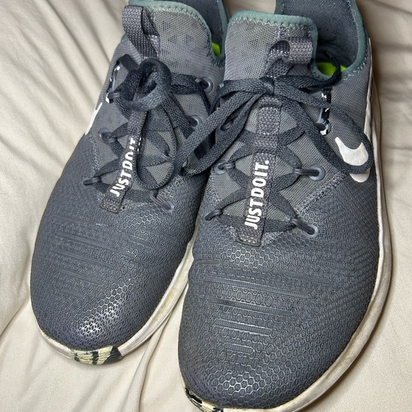 Nike Gray Athletic Shoes - Picture 2 of 3